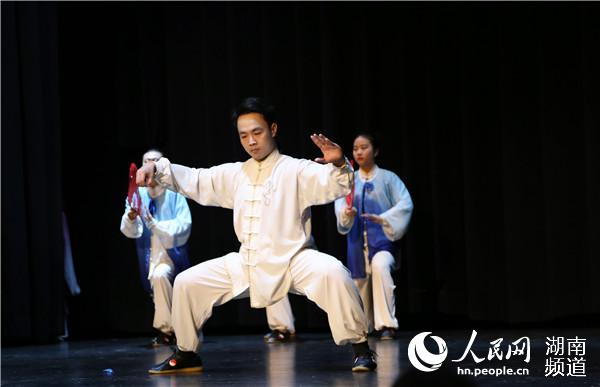 湖南中医药大学传统功法巡演团北欧行获好评【5】