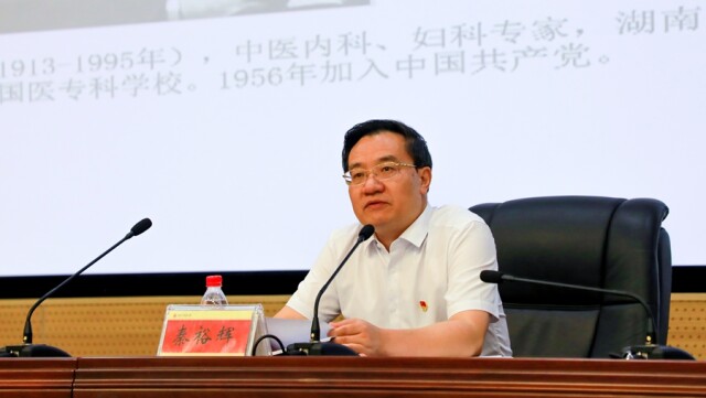 “书记第一课”寄语新生：胸怀国之大者 争做强国先锋！